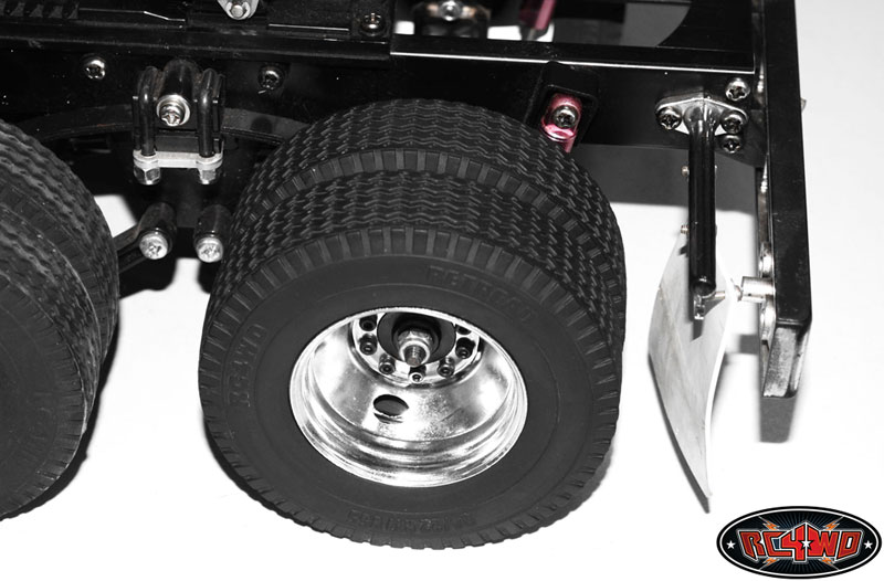http://www.beadlok.com/product/images/rear-truck-wheels_7501.jpg